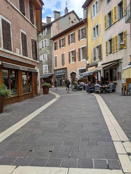 Vecchia Citta Cote Vieille Ville # Yolo Alp Home Анси Екстериор снимка